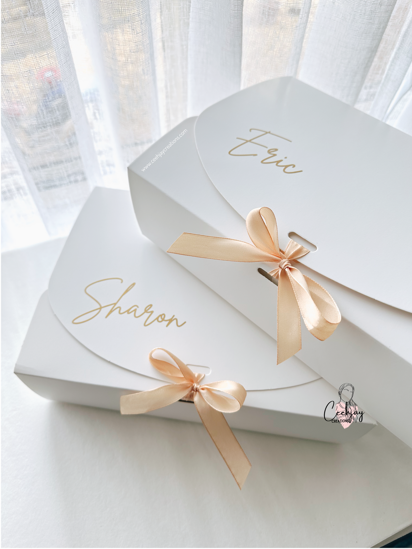 Gift Box w/ Ribbon